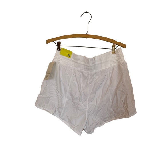 All In Motion High Rise Shorts - Picture 2 of 4